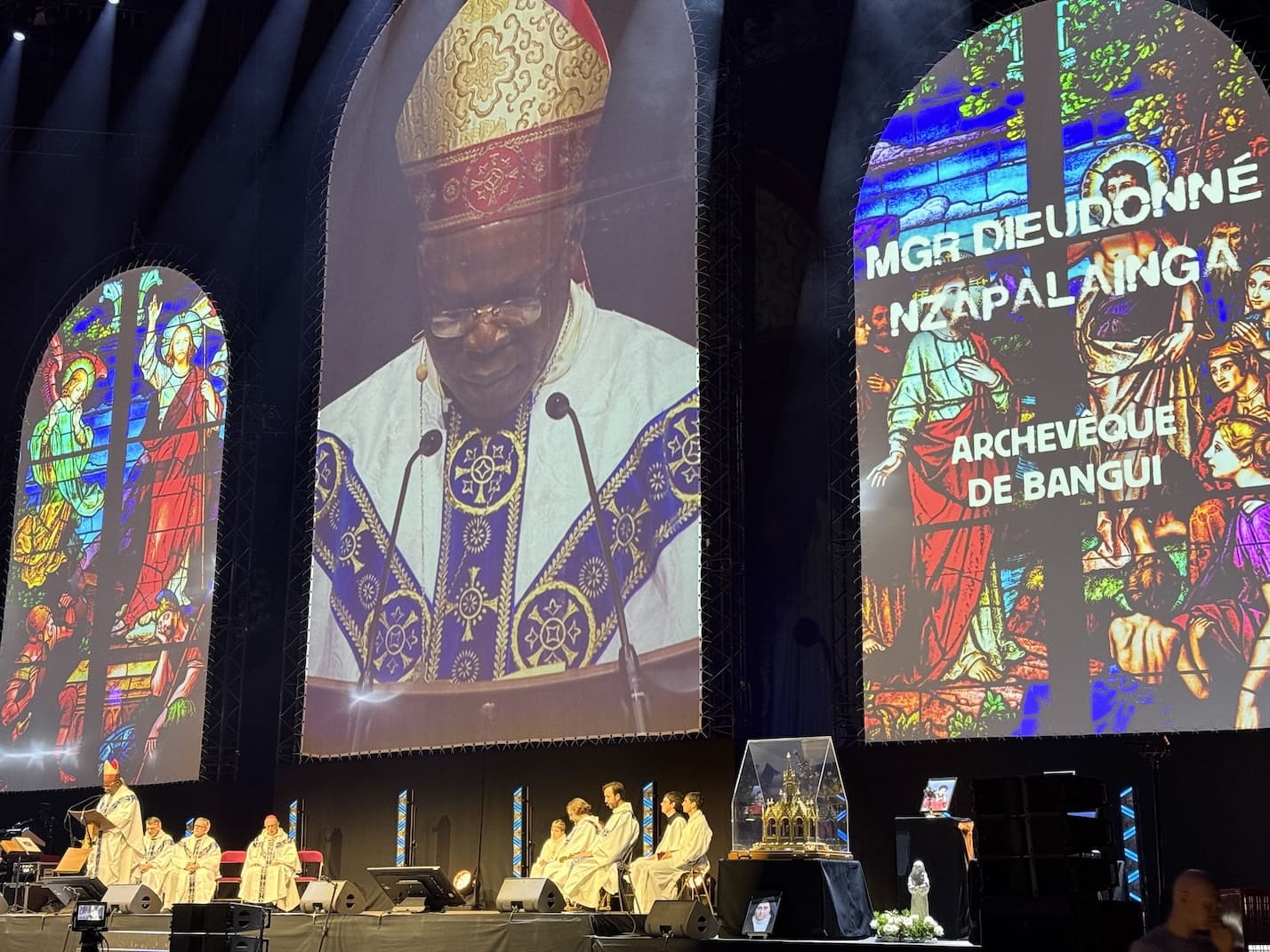 Homélie du cardinal Nzapalainga – Congrès Mission Le cardinal Dieudonné Nzapalainga prononçant son homélie au Congrès Mission 2025.